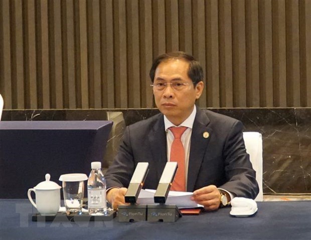 越南将同东盟各国和中国保持积极配合且推动全面合作